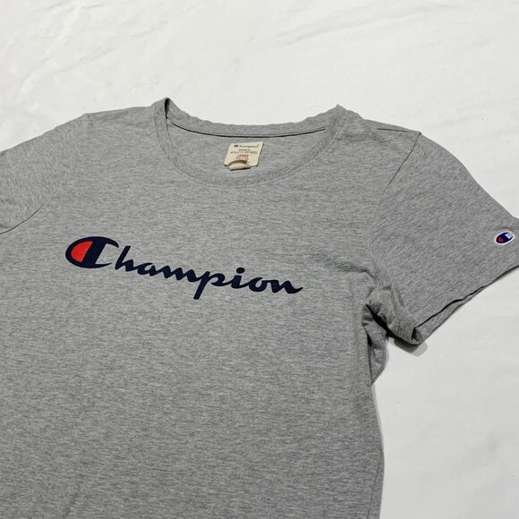Womens Champion T-Shirt Gray Size Large Short Sleeve Graphic - Picture 2 of 6